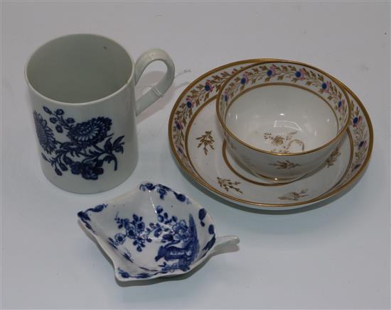 Worcester leaf pickle dish & Worcester B&W mug & 18thC cup 7 saucer